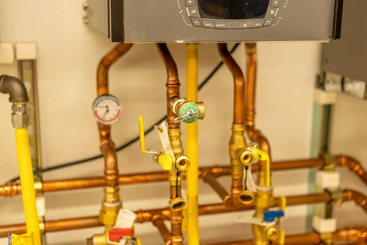 Licensed technician providing Emergency Plumbing for a homeowner in McKinleyville